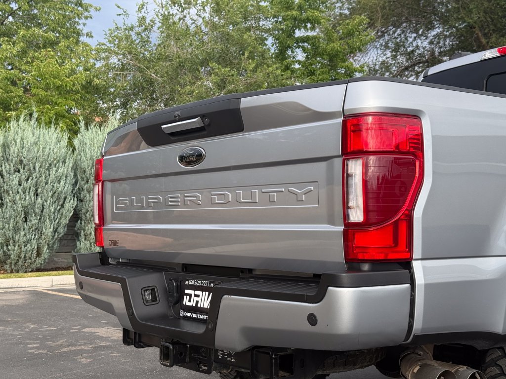 Used 2022 Ford F250 Lariat w/ Black Appearance Package AWD/4WD image 14