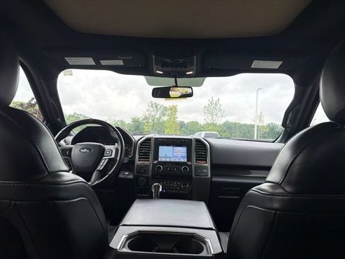 Used 2018 Ford F150 Raptor w/ Equipment Group 802A Luxury AWD/4WD image 15