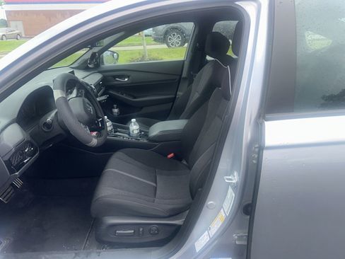 Used 2023 Honda Accord Sport image 2
