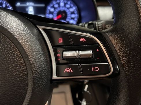 Used 2024 Kia Forte LXS image 30