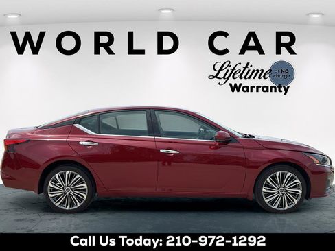 Used 2025 Nissan Altima 2.5 SL AWD/4WD image 15