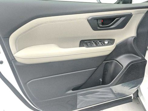 New 2026 Subaru Forester Premium image 25