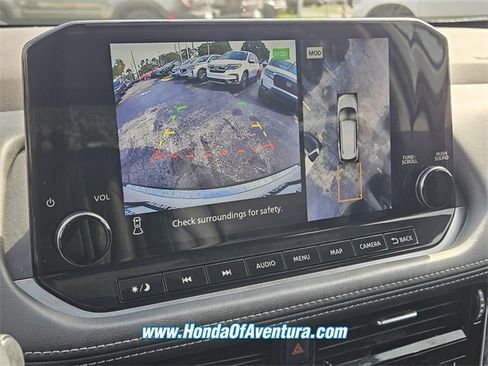 Used 2022 Nissan Rogue SL w/ SL Premium Package image 15