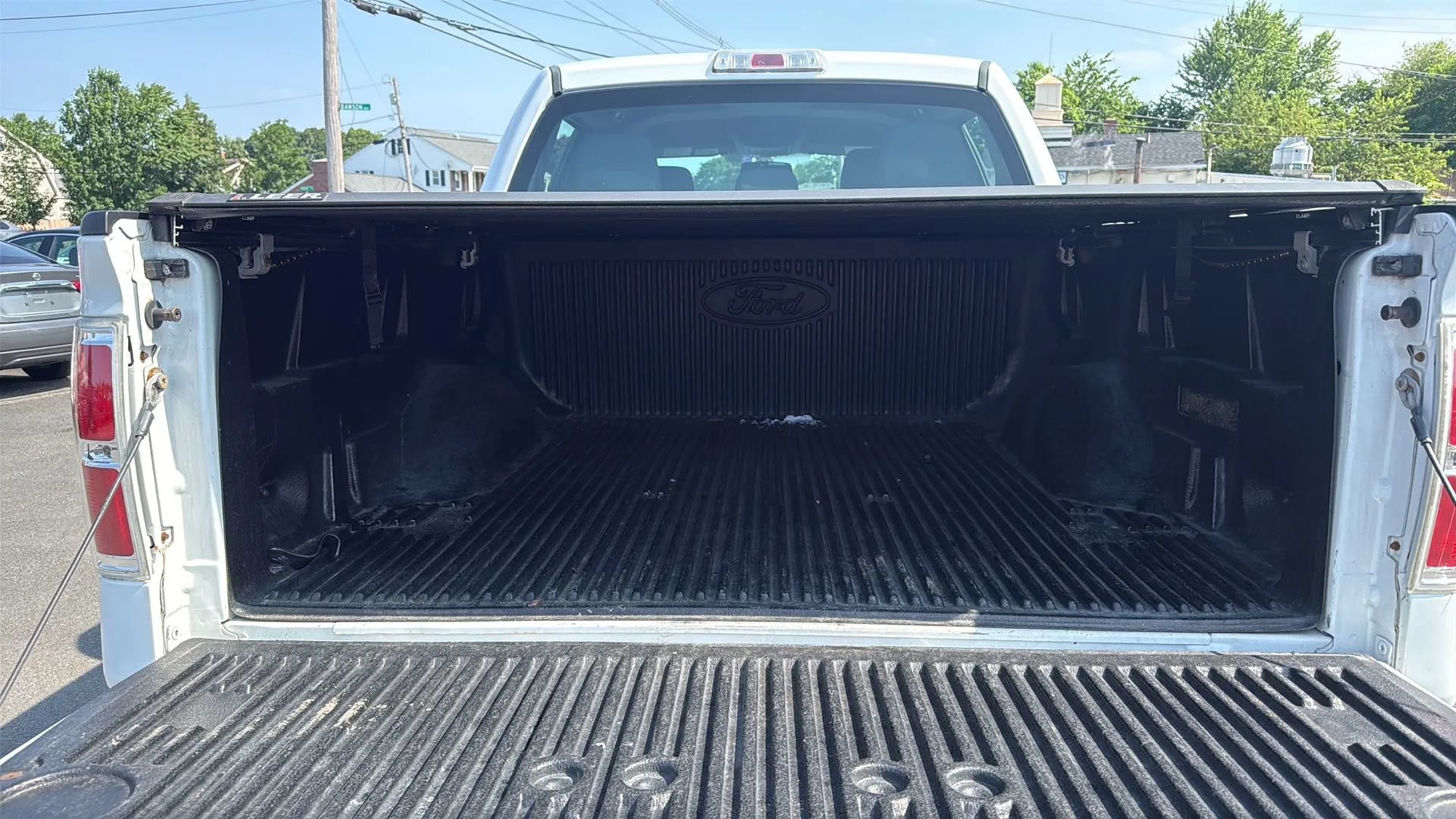 Used 2014 Ford F150 STX w/ Equipment Group 201A Mid AWD/4WD image 10