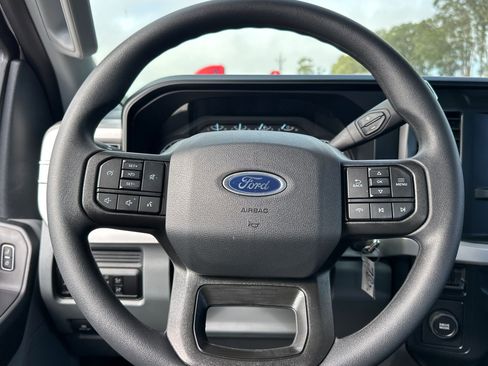 New 2026 Ford F250 XL w/ XL Chrome Package image 27
