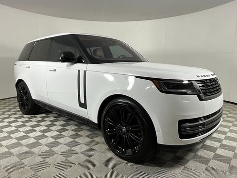 Certified 2023 Land Rover Range Rover SE image 6