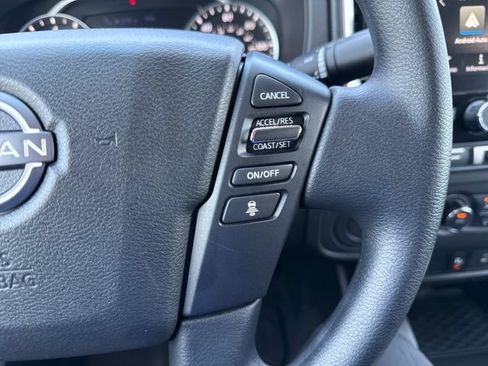 Certified 2025 Nissan Frontier SV RWD image 31