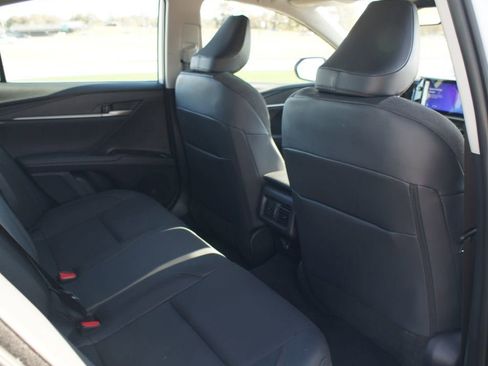 Used 2025 Toyota Camry XLE image 22