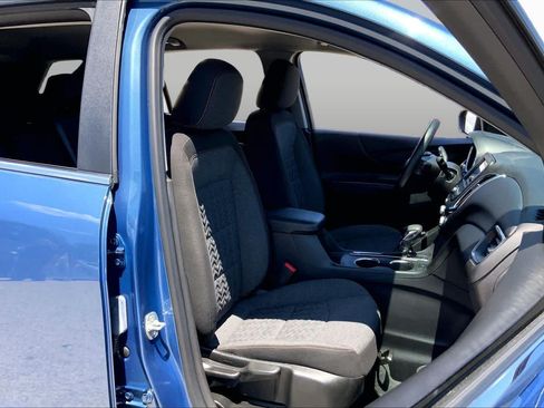 Used 2024 Chevrolet Equinox LT AWD/4WD image 9