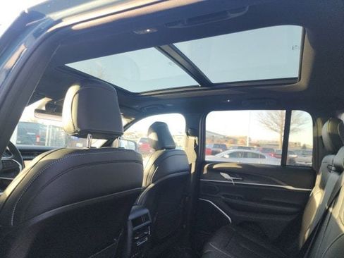 New 2026 Jeep Grand Cherokee Limited image 2