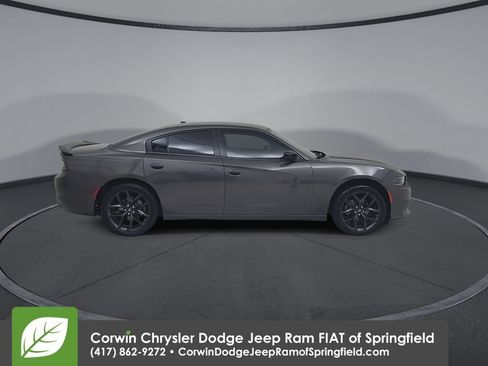 Used 2022 Dodge Charger SXT w/ Blacktop Package RWD image 17