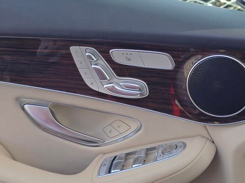 Used 2017 Mercedes-Benz GLC 300 image 14