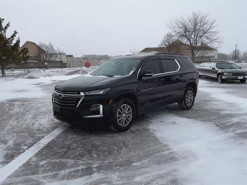 Used 2023 Chevrolet Traverse LT image 28
