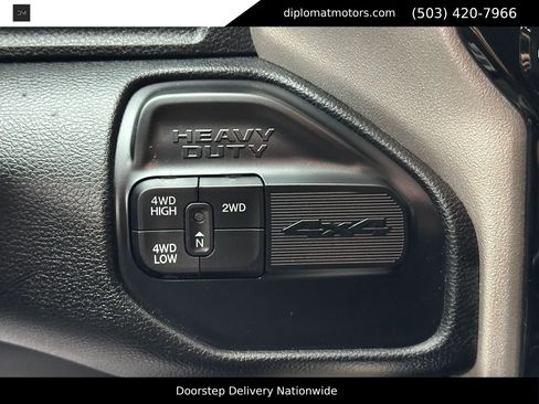 Used 2024 RAM 2500 Laramie AWD/4WD image 36