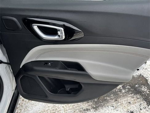 Certified 2022 Jeep Compass Limited w/ Elite Group image 15