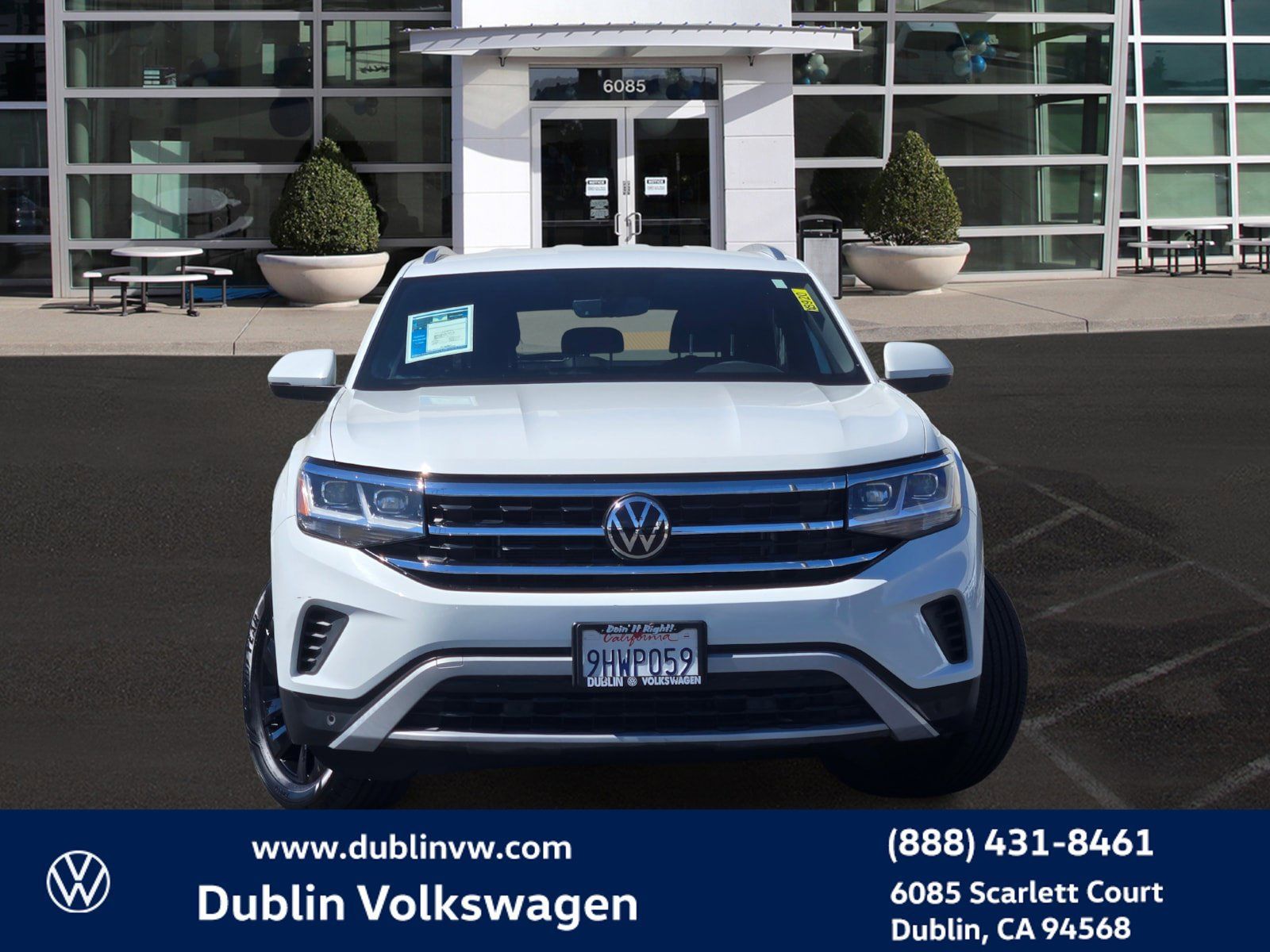 Certified 2023 Volkswagen Atlas Cross Sport SE w/ Black Wheel Package FWD image 2