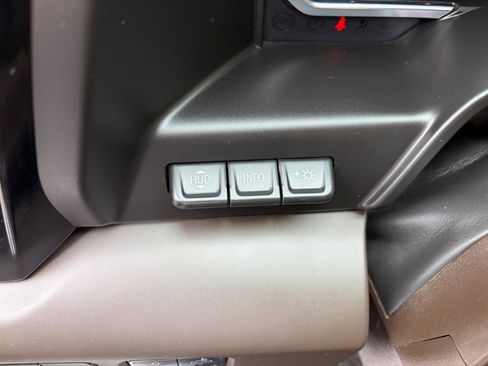 Used 2025 GMC Sierra 1500 Denali w/ Technology Package image 15