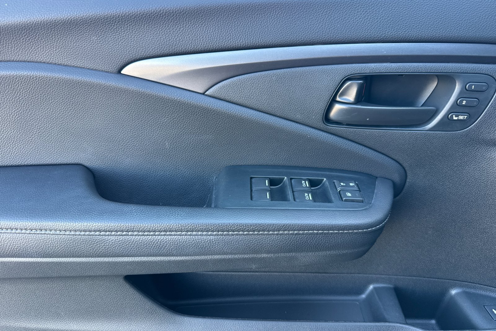 Certified 2023 Honda Passport EX-L image 11