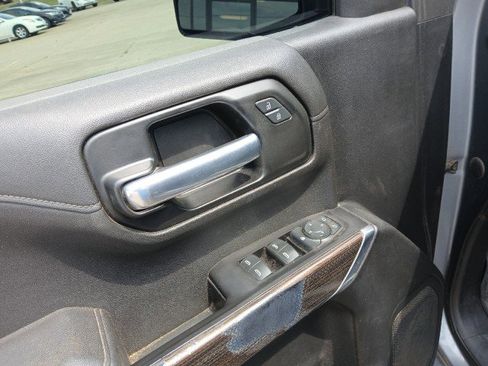 Used 2021 Chevrolet Silverado 1500 RST image 9