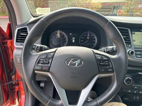 Used 2017 Hyundai Tucson Limited w/ Limited Ultimate Package 03 image 17