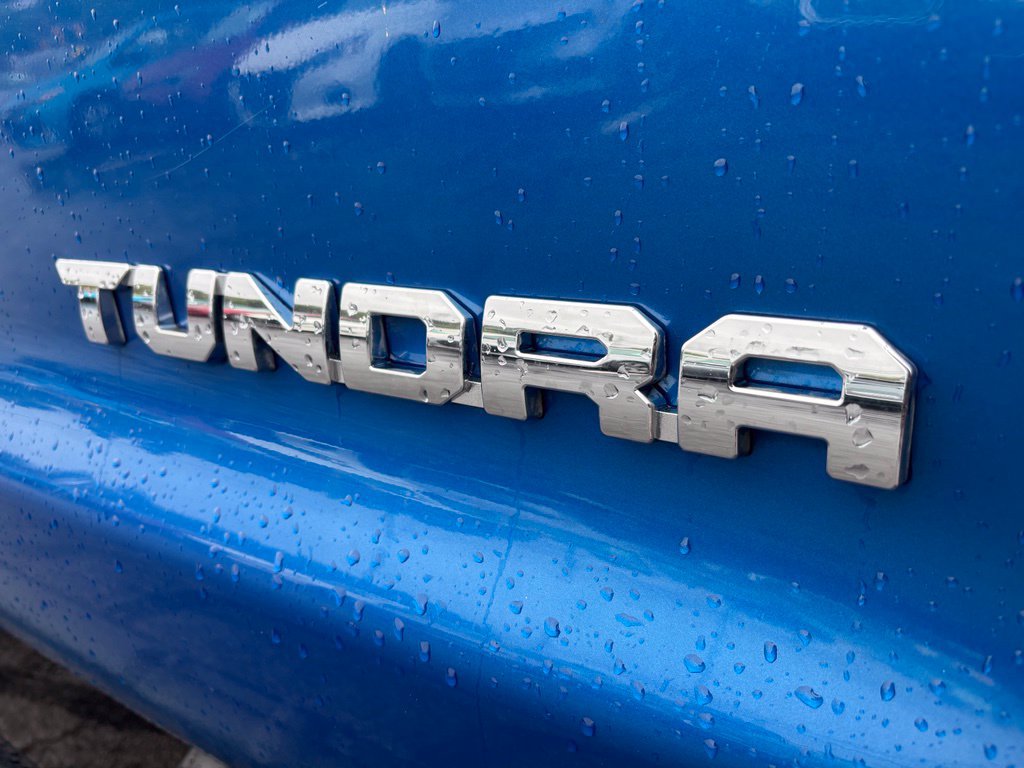 Used 2018 Toyota Tundra Limited w/ Limited Premium Package AWD/4WD image 12