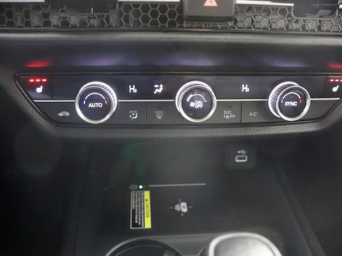 Used 2024 Honda HR-V EX-L image 15