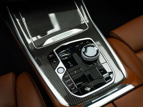 Used 2026 BMW X7 M60i image 18