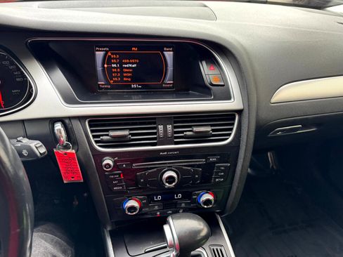 Used 2016 Audi A4 2.0T Premium image 13