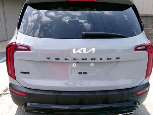 Used 2022 Kia Telluride SX w/ SX Prestige Package AWD/4WD image 6
