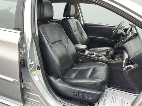 Used 2016 Toyota Avalon Limited image 14