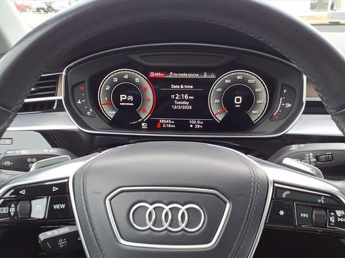 Used 2022 Audi A8 L 3.0T w/ Luxury Package image 9
