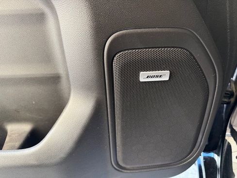 Used 2020 Chevrolet Silverado 1500 High Country RWD image 11