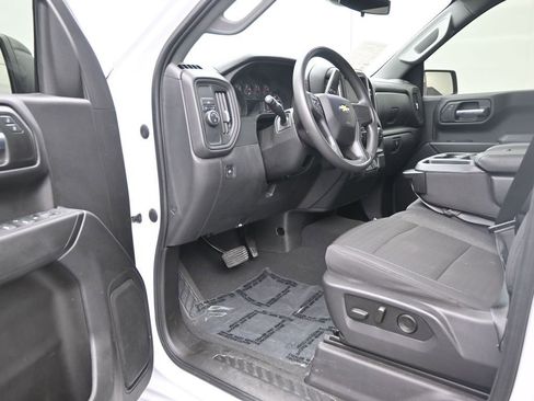 Used 2024 Chevrolet Silverado 1500 Custom image 14