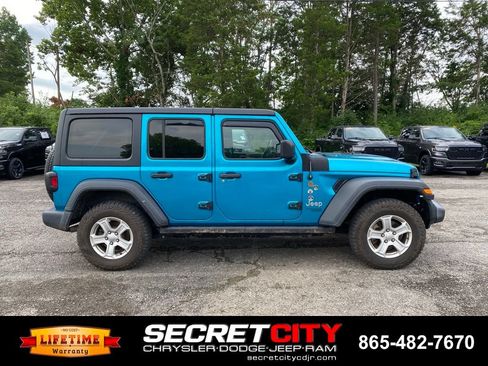 Used 2019 Jeep Wrangler Unlimited Sport S AWD/4WD image 4