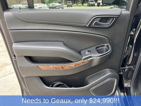 Used 2019 Chevrolet Suburban Premier RWD image 33