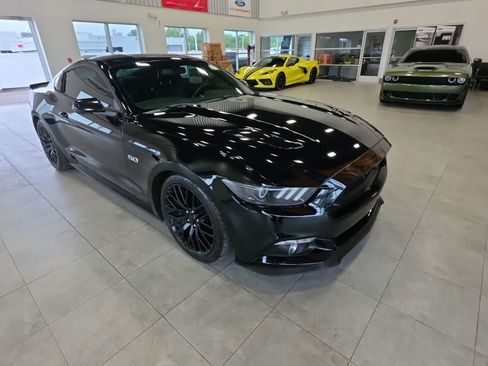 Used 2015 Ford Mustang GT Premium w/ GT Performance Package RWD image 5
