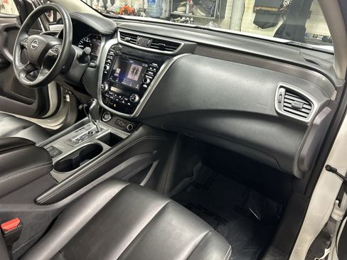 Used 2023 Nissan Murano SV w/ SV Midnight Edition Package image 29