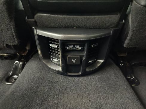 Used 2023 RAM 3500 Laramie AWD/4WD image 19
