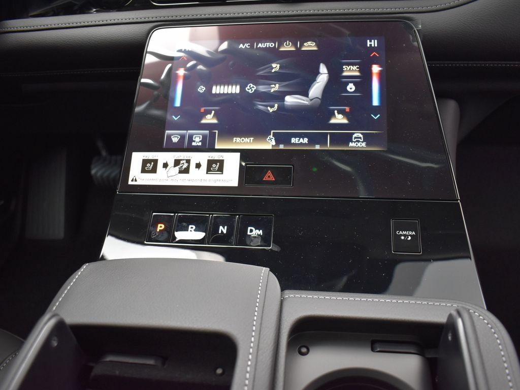 Used 2025 INFINITI QX80 Pure RWD image 31