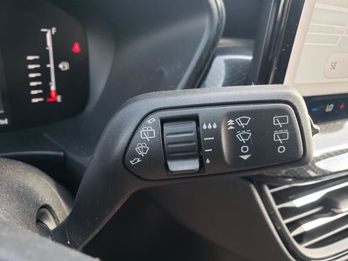 Used 2024 Ford Escape ST-Line w/ Tech Pack #1 AWD/4WD image 23