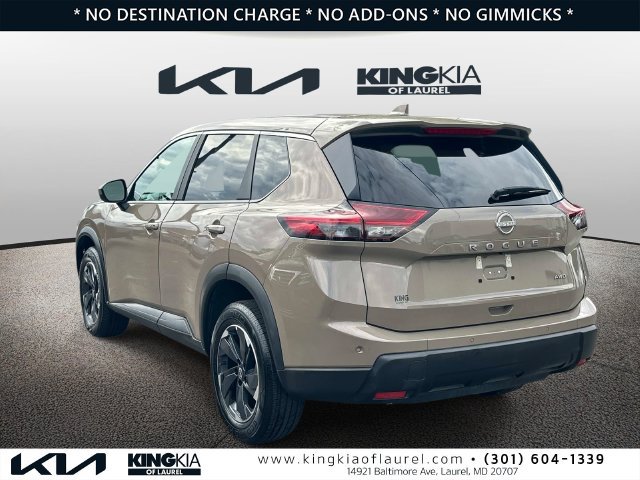 Used 2025 Nissan Rogue SV AWD/4WD image 25