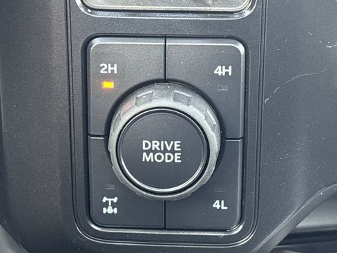 New 2026 Ford F250 Platinum w/ FX4 Off-Road Package image 29