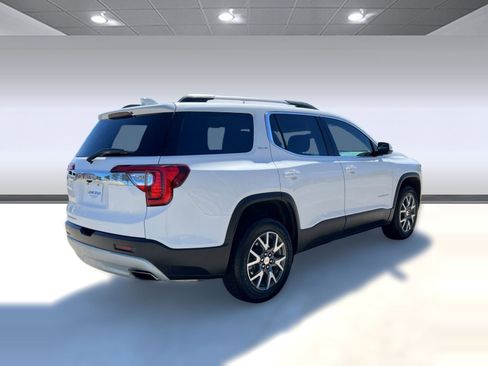 Certified 2023 GMC Acadia SLE w/ Driver Convenience Package FWD image 9