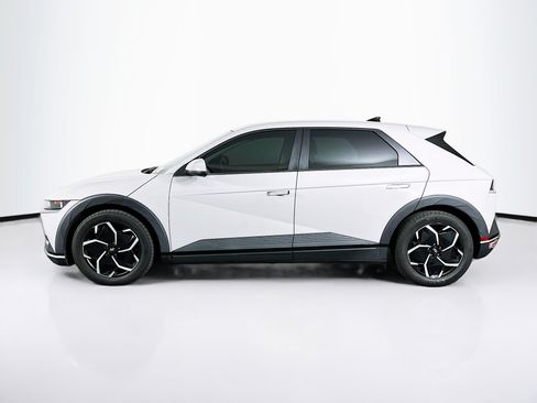 Used 2024 Hyundai Ioniq 5 SE RWD image 4