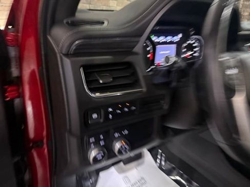 Used 2021 GMC Yukon SLT AWD/4WD image 13