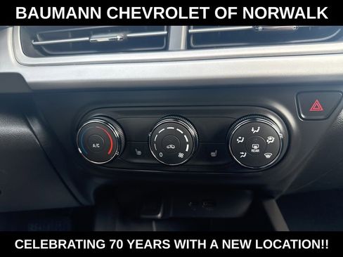 Used 2024 Chevrolet Trax RS image 35