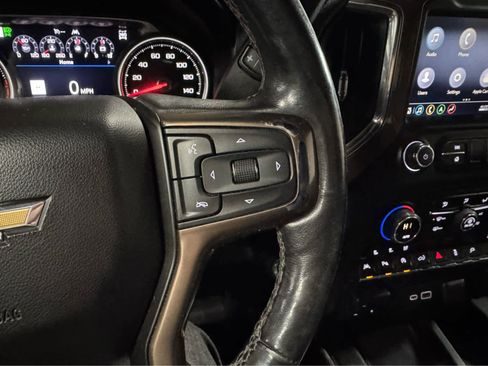 Used 2019 Chevrolet Silverado 1500 High Country w/ Technology Package image 18