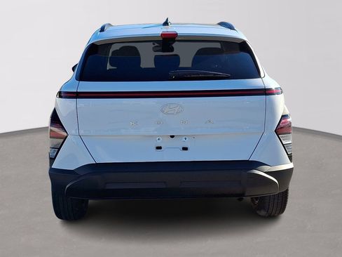 Used 2025 Hyundai Kona SEL image 5