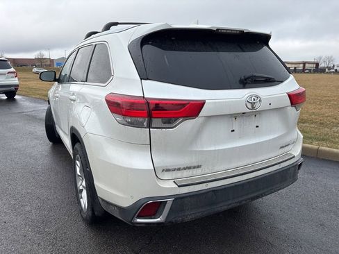 Used 2018 Toyota Highlander Limited image 9