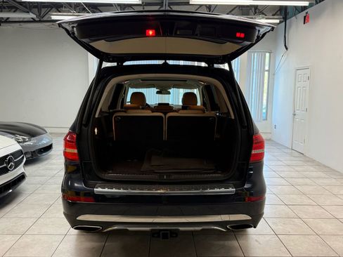 Used 2017 Mercedes-Benz GLS 450 4MATIC w/ Premium Package image 21